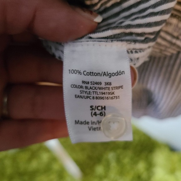 TIME AND TRU | STRIPE BLOUSE | SIZE SMALL - Picture 6 of 10